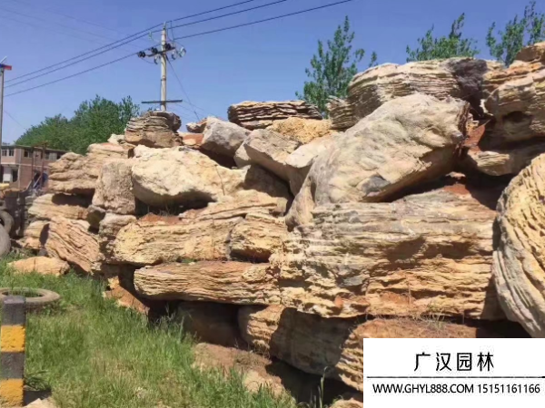 千層石